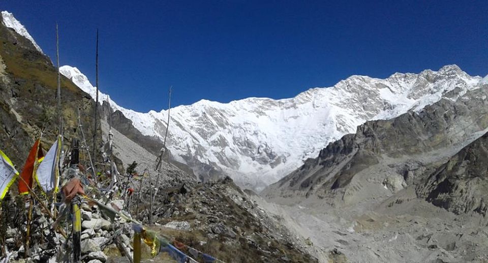 Kangchenjunga South Side from Oktang