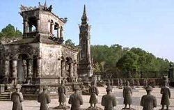 http://www.vietnamtraveland.com