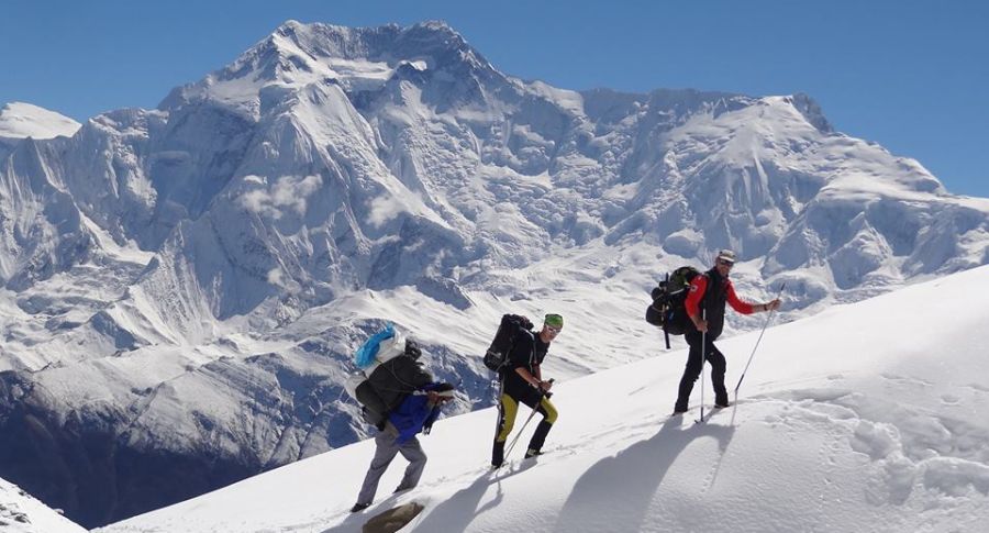 Annapurna Himal on ascent of Chulu Far East Peak