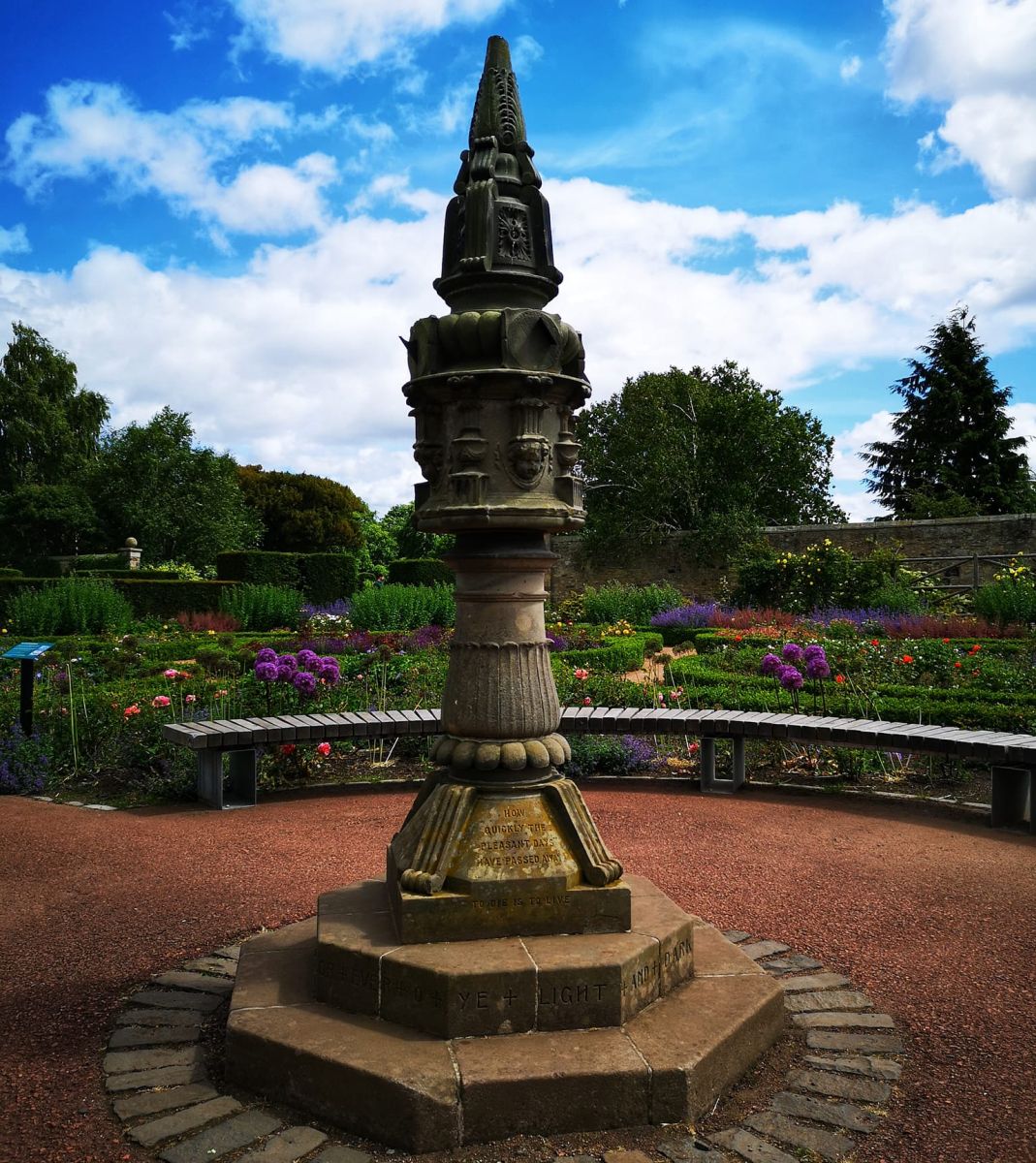 Gardens at Hopetoun House